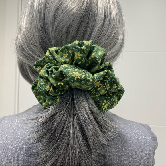 Christmas Hair Scrunchie. Christmas Print. Multicolor . Medium