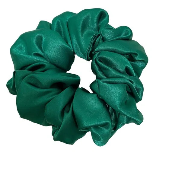 Medium Emerald Green Satin Scrunchie – 100% Polyester, No-Damage Hair Accessory for Ponytails & Buns