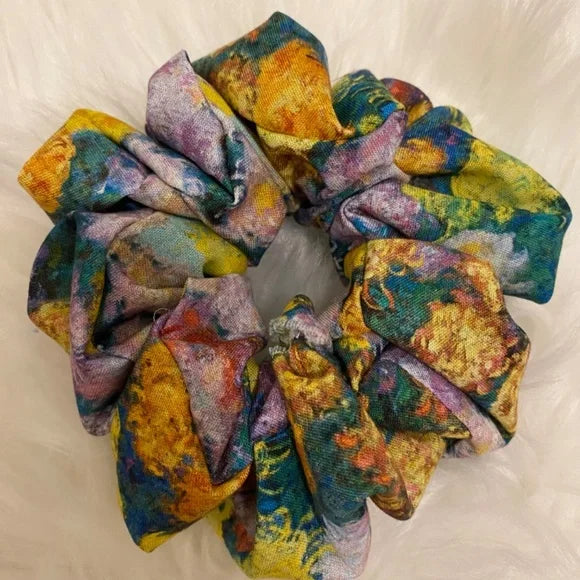 Medium Garden Flower Painting Cotton Scrunchie – Medium Size 100% Cotton Hair Accessory for Thick Hair, Ponytails & Buns