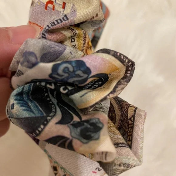 Foreign Currency Print Hair Scrunchie. Multicolor. Medium