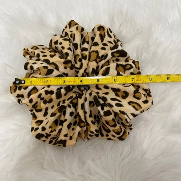 Women's Hair Scrunchie. Leopard Print. XL. Multicolor