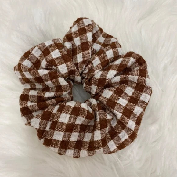 Medium Brown Gingham Scrunchie – 96% Polyester & 4% Spandex Hair Accessory for Ponytails & Buns