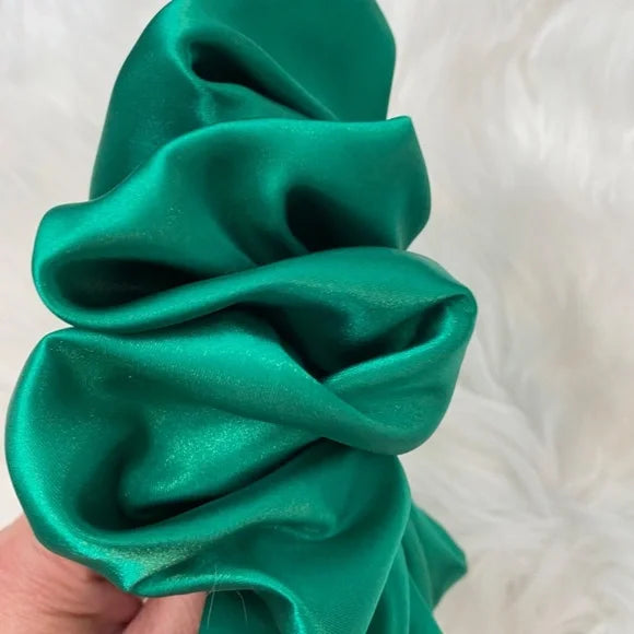 Poly Satin Hair Scrunchie. Green. XL