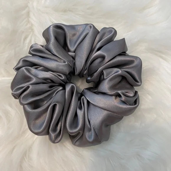 Satin Hair Scrunchie. Gray. Medium