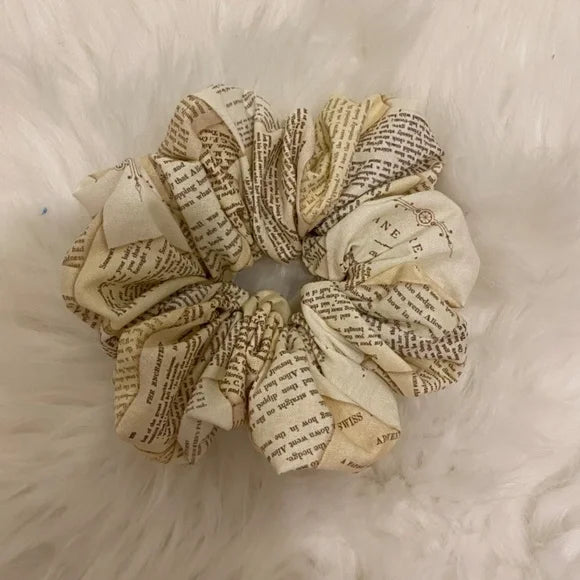Book Pages Print Hair Scrunchie. Multicolor . Medium.