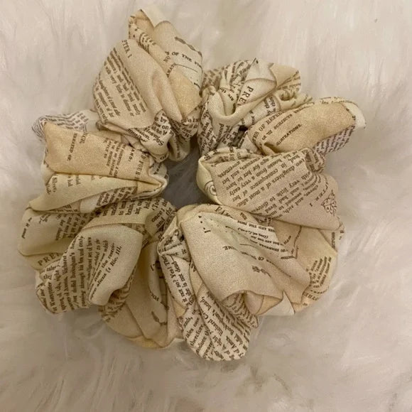 Book Pages Print Hair Scrunchie. Multicolor . Medium.