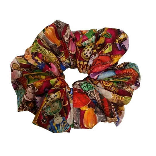Perfume Bottles Print Hair Scrunchie. Multicolor. Medium