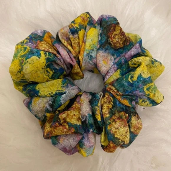 Medium Garden Flower Painting Cotton Scrunchie – Medium Size 100% Cotton Hair Accessory for Thick Hair, Ponytails & Buns