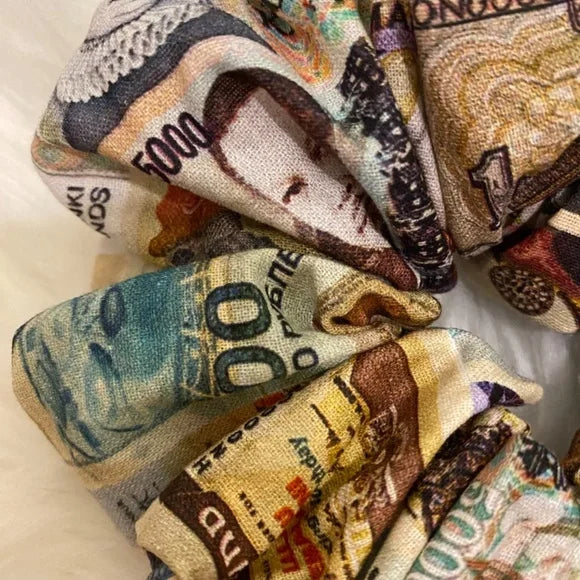 Foreign Currency Print Hair Scrunchie. Multicolor. Medium