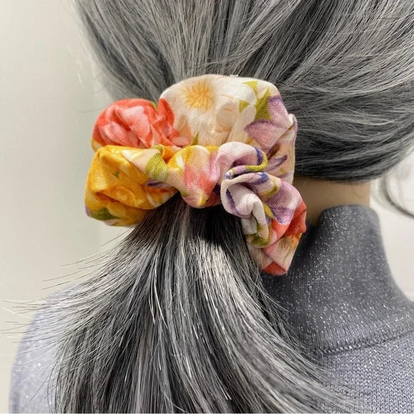 Floral Hair Scrunchie. Multicolor . Medium