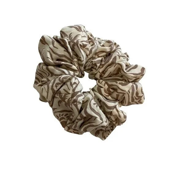Hair Scrunchie. Multicolor. XL. Tiger Print. Brown/Cream