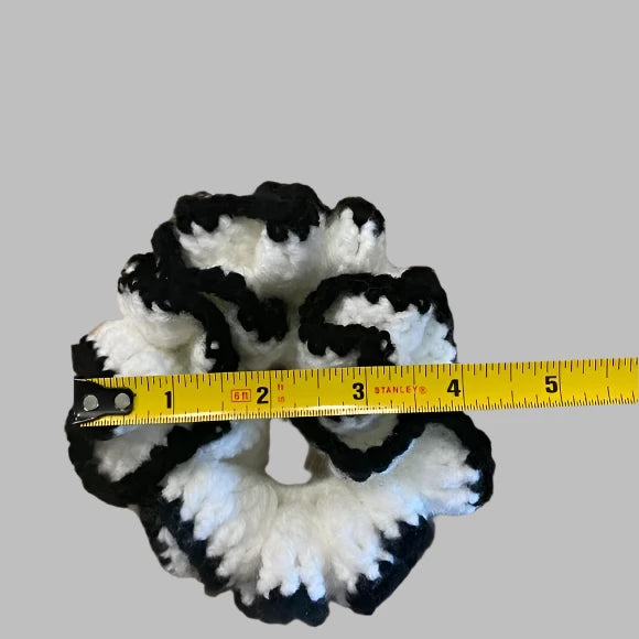 Women's Two Tone Crochet Ruffled Hair Scrunchie. White/Black. Medium