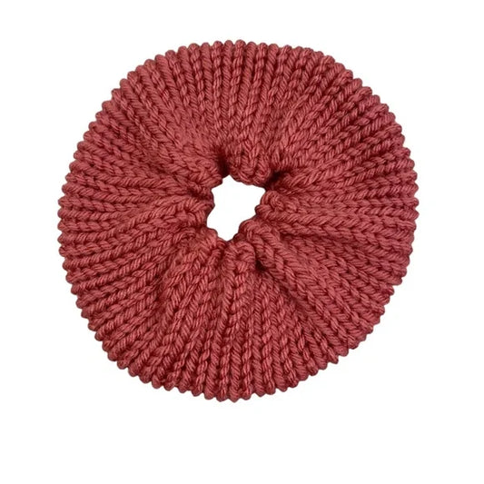 Women's Knitted Donut Shape Hair Scrunchie. Pink. Medium