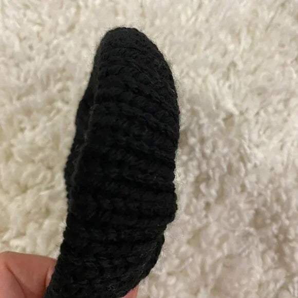 Women's Knitted Donut Shape Hair Scrunchie. Black. Large